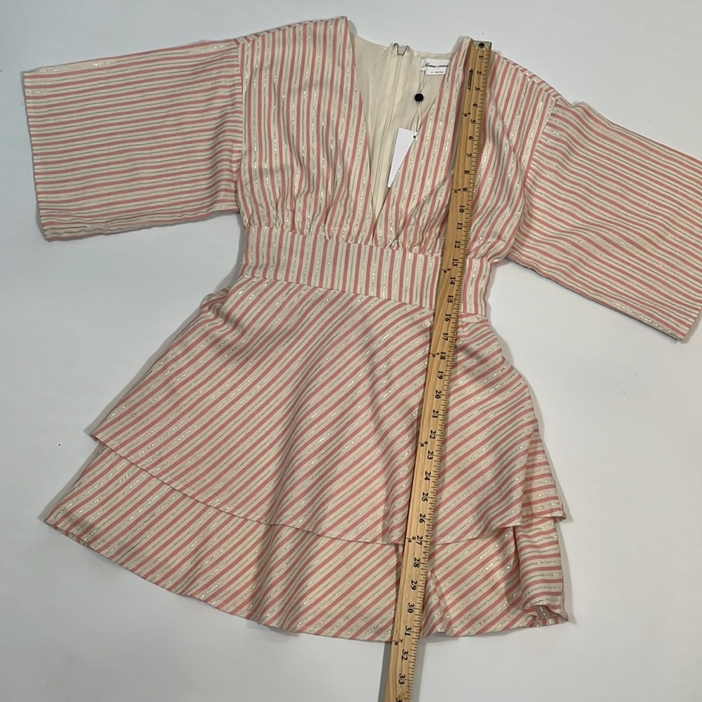 Lovers + Friends Dress XS Blush Pink Stripe Haven NWT Deep V Neckline - Picture 9 of 14